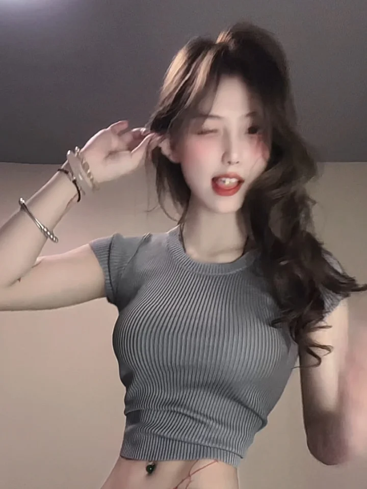 美女扑克牌